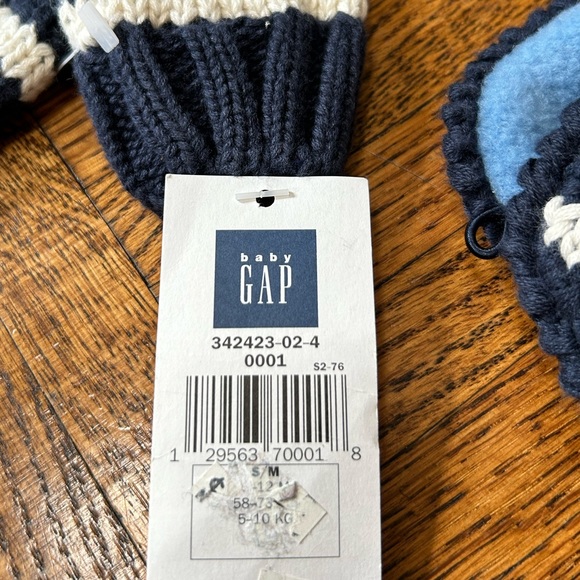 BNWT 6 piece 12 month lot (brands include Oshkosh Bugle Boy Gap Mexx) - Picture 3 of 7